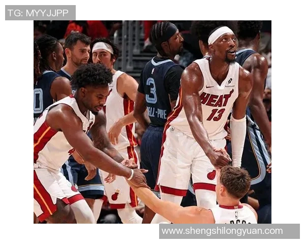 2004年NBA季后赛热火与骑士的激烈对决回顾与分析